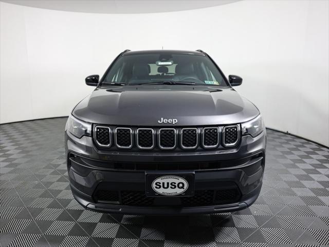 2023 Jeep Compass Latitude Lux FWD