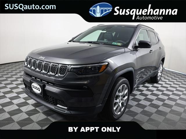 2023 Jeep Compass Latitude Lux FWD