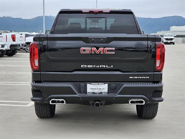 2024 GMC Sierra 1500 4WD Crew Cab Short Box Denali 21