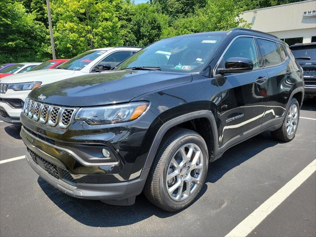 2024 Jeep Compass COMPASS LATITUDE LUX 4X4