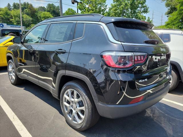 2024 Jeep Compass COMPASS LATITUDE LUX 4X4