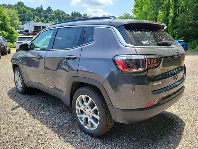 2024 Jeep Compass COMPASS LATITUDE LUX 4X4