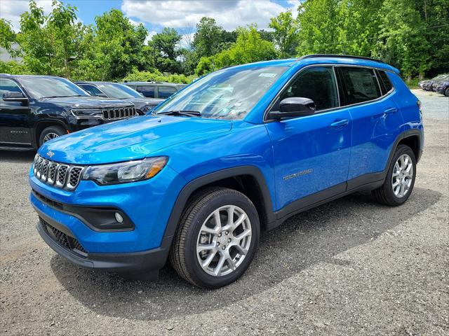 2024 Jeep Compass COMPASS LATITUDE LUX 4X4