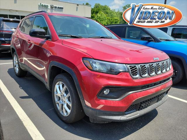 2024 Jeep Compass COMPASS LATITUDE LUX 4X4