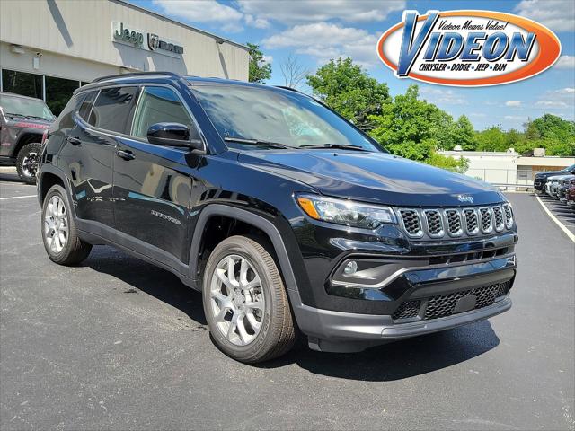 2024 Jeep Compass COMPASS LATITUDE LUX 4X4