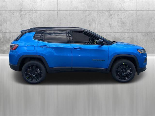 2024 Jeep Compass COMPASS LATITUDE 4X4