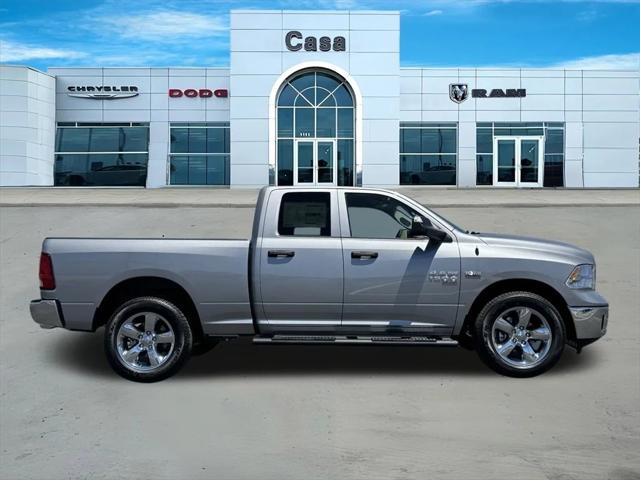 2024 RAM Ram 1500 Classic RAM 1500 CLASSIC TRADESMAN QUAD CAB 4X4 64 BOX