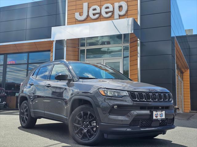 2024 Jeep Compass COMPASS LATITUDE 4X4