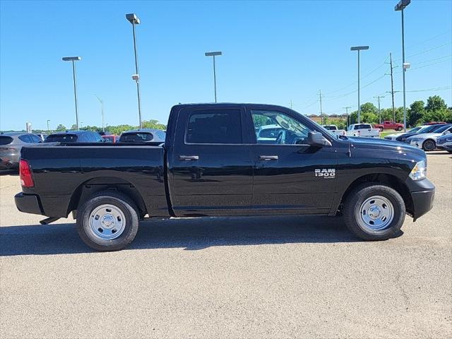 2024 RAM Ram 1500 Classic RAM 1500 CLASSIC TRADESMAN CREW CAB 4X4 57 BOX