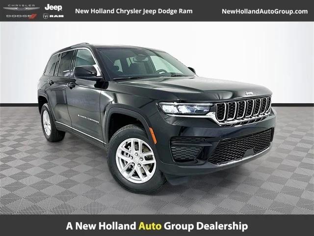 2024 Jeep Grand Cherokee GRAND CHEROKEE LAREDO X 4X4