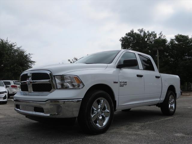 2024 RAM Ram 1500 Classic RAM 1500 CLASSIC TRADESMAN CREW CAB 4X4 57 BOX