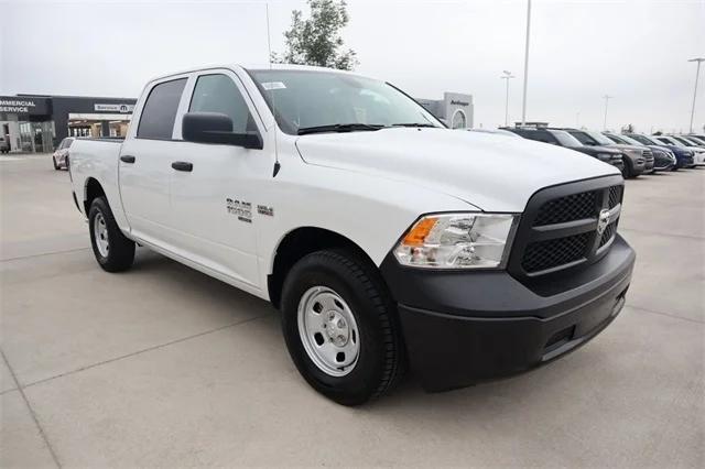 2024 RAM Ram 1500 Classic RAM 1500 CLASSIC TRADESMAN CREW CAB 4X4 57 BOX