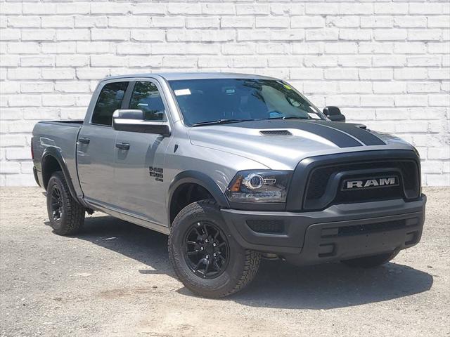 2024 RAM Ram 1500 Classic RAM 1500 CLASSIC WARLOCK CREW CAB 4X4 57 BOX