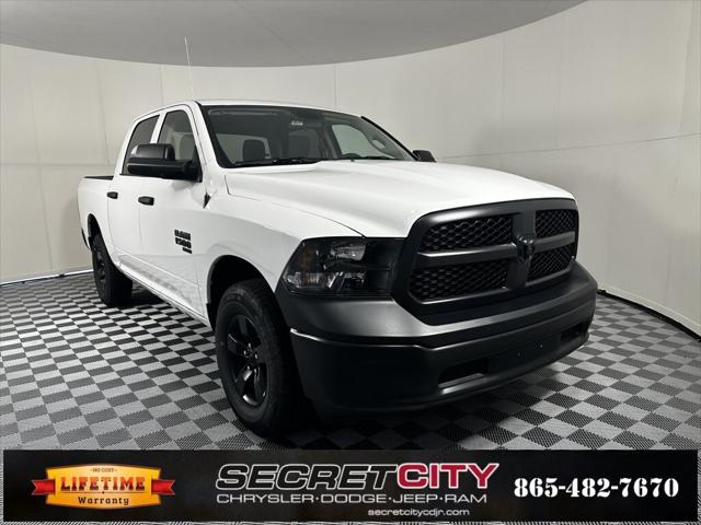 2024 RAM Ram 1500 Classic RAM 1500 CLASSIC TRADESMAN CREW CAB 4X4 57 BOX