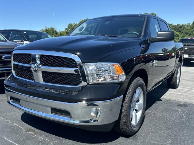 2024 RAM Ram 1500 Classic RAM 1500 CLASSIC TRADESMAN CREW CAB 4X4 57 BOX