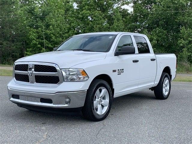 2024 RAM Ram 1500 Classic RAM 1500 CLASSIC TRADESMAN CREW CAB 4X4 57 BOX