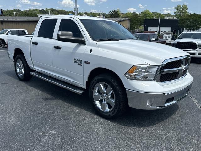 2024 RAM Ram 1500 Classic RAM 1500 CLASSIC TRADESMAN CREW CAB 4X4 57 BOX