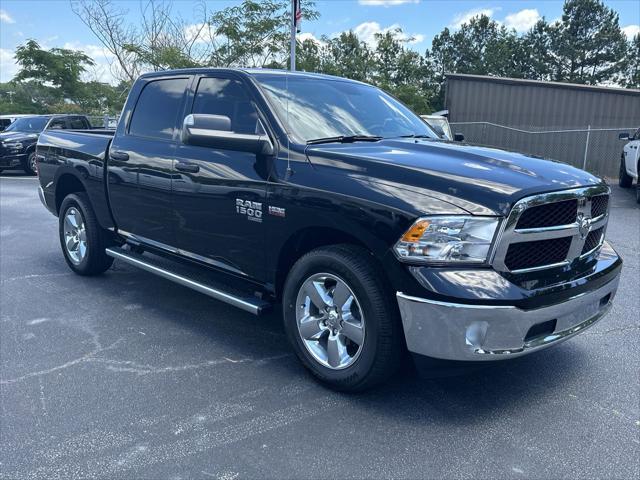 2024 RAM Ram 1500 Classic RAM 1500 CLASSIC TRADESMAN CREW CAB 4X4 57 BOX