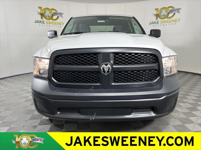 2024 RAM Ram 1500 Classic RAM 1500 CLASSIC TRADESMAN QUAD CAB 4X4 64 BOX