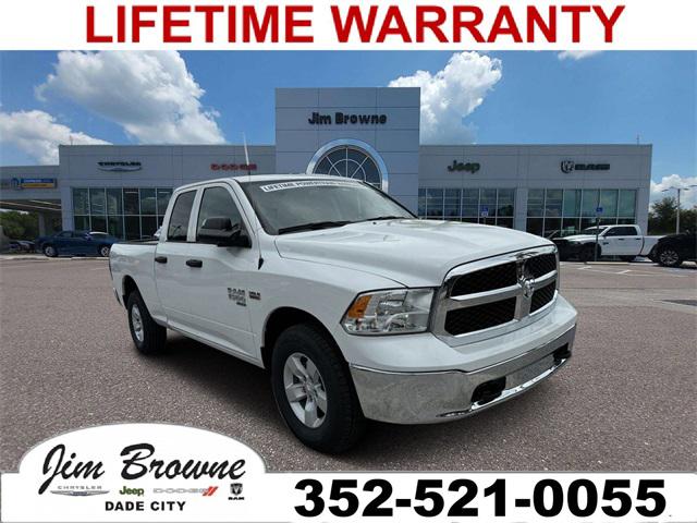 2024 RAM Ram 1500 Classic RAM 1500 CLASSIC TRADESMAN QUAD CAB 4X4 64 BOX