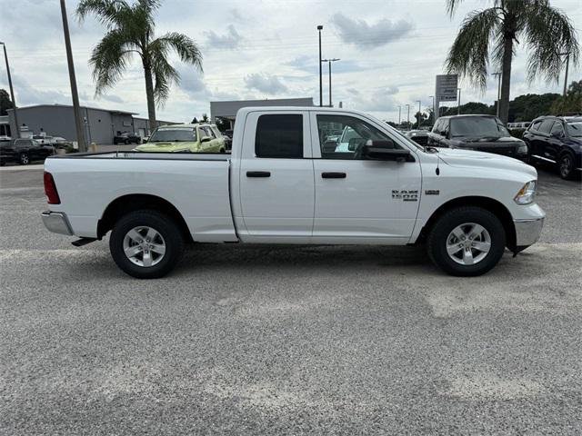 2024 RAM Ram 1500 Classic RAM 1500 CLASSIC TRADESMAN QUAD CAB 4X4 64 BOX