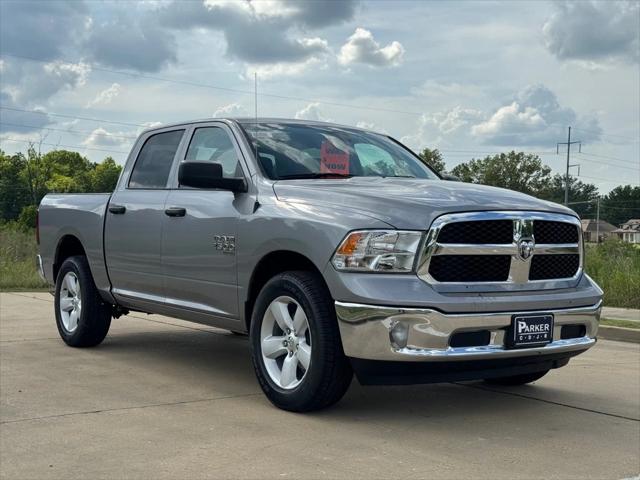 2024 RAM Ram 1500 Classic RAM 1500 CLASSIC TRADESMAN CREW CAB 4X4 57 BOX