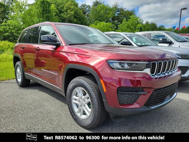 2024 Jeep Grand Cherokee GRAND CHEROKEE LAREDO 4X4