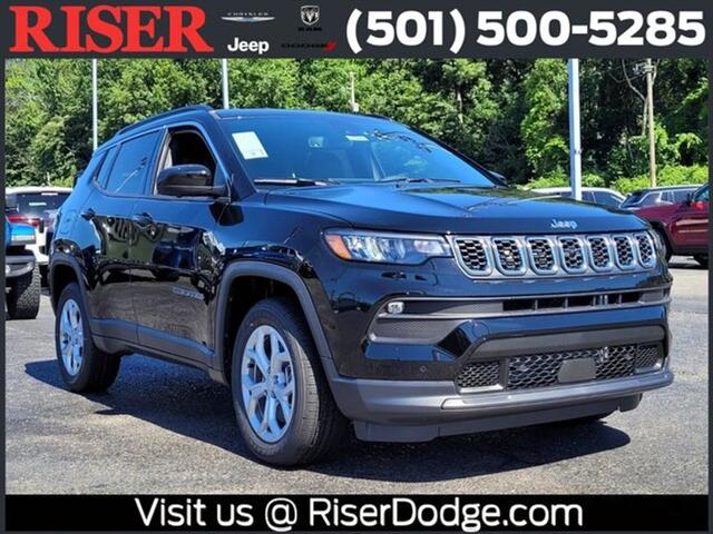 2024 Jeep Compass COMPASS LATITUDE 4X4