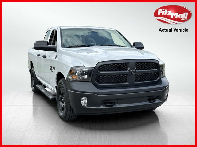 2024 RAM Ram 1500 Classic RAM 1500 CLASSIC TRADESMAN QUAD CAB 4X4 64 BOX