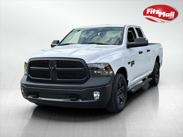 2024 RAM Ram 1500 Classic RAM 1500 CLASSIC TRADESMAN QUAD CAB 4X4 64 BOX