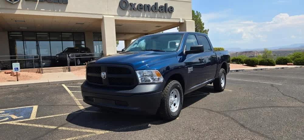 2024 RAM Ram 1500 Classic RAM 1500 CLASSIC TRADESMAN CREW CAB 4X4 57 BOX