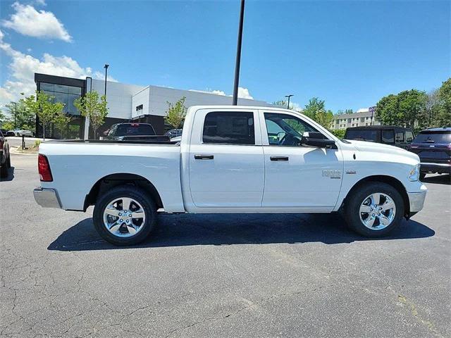 2024 RAM Ram 1500 Classic RAM 1500 CLASSIC TRADESMAN CREW CAB 4X4 57 BOX