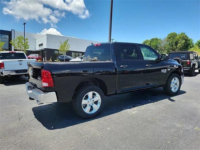 2024 RAM Ram 1500 Classic RAM 1500 CLASSIC TRADESMAN CREW CAB 4X4 57 BOX