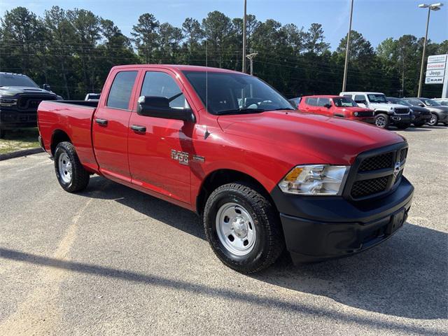 2024 RAM Ram 1500 Classic RAM 1500 CLASSIC TRADESMAN QUAD CAB 4X4 64 BOX