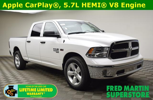 2024 RAM Ram 1500 Classic RAM 1500 CLASSIC TRADESMAN CREW CAB 4X4 64 BOX