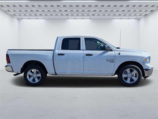 2024 RAM Ram 1500 Classic RAM 1500 CLASSIC TRADESMAN CREW CAB 4X4 57 BOX