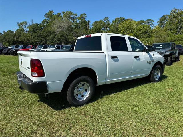 2024 RAM Ram 1500 Classic RAM 1500 CLASSIC TRADESMAN CREW CAB 4X4 57 BOX