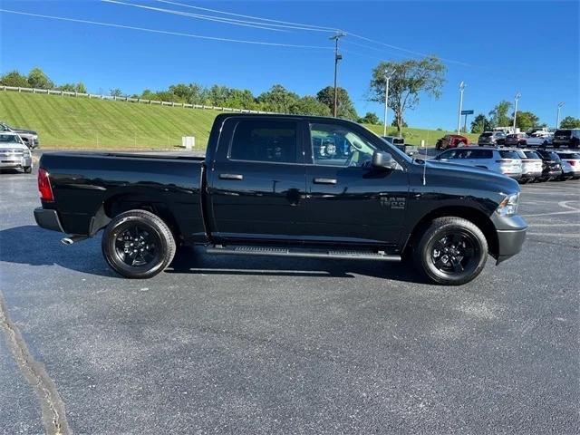 2024 RAM Ram 1500 Classic RAM 1500 CLASSIC TRADESMAN CREW CAB 4X4 57 BOX