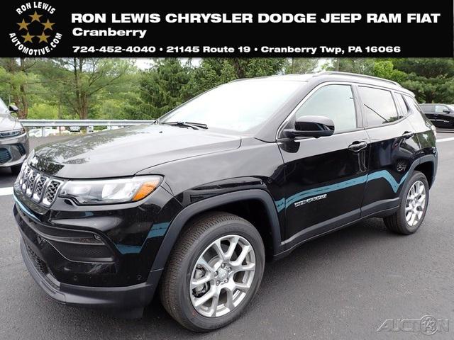 2024 Jeep Compass COMPASS LATITUDE LUX 4X4