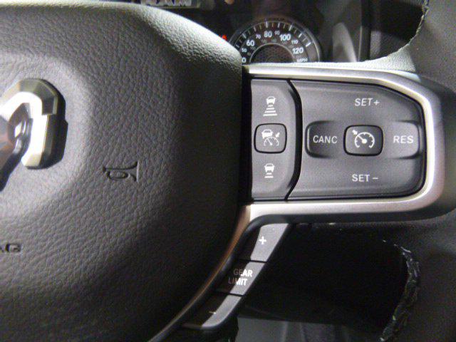 2025 Ram 1500 Big Horn Crew Cab 4x4 5'7" Box