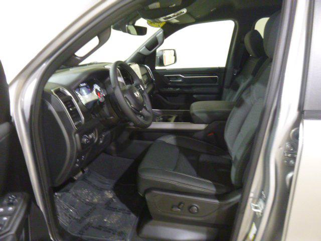 2025 Ram 1500 Big Horn Crew Cab 4x4 5'7" Box