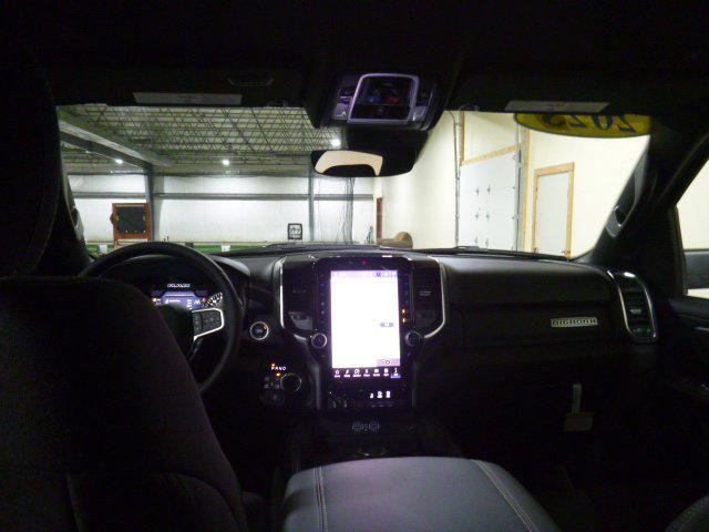 2025 Ram 1500 Big Horn Crew Cab 4x4 5'7" Box
