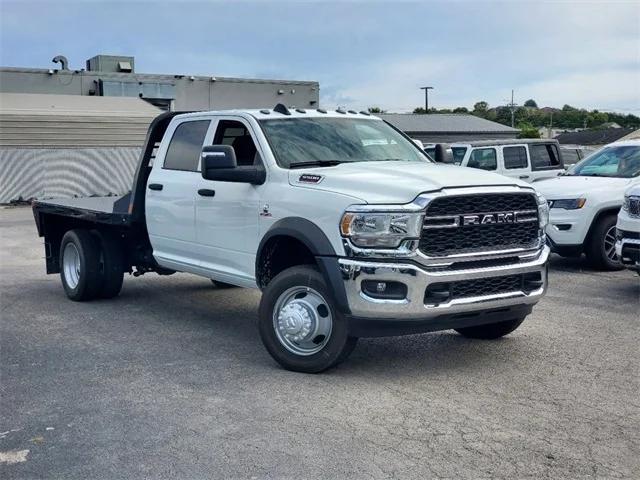 2024 RAM Ram 5500 Chassis Cab RAM 5500 TRADESMAN CHASSIS CREW CAB 4X4 60 CA