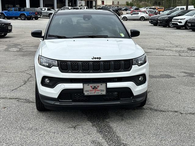 2024 Jeep Compass COMPASS LATITUDE 4X4