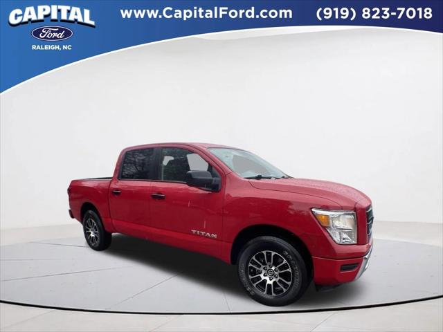 2022 Nissan TITAN Crew Cab SV 4x2