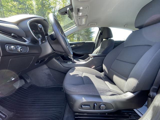 2021 Chevrolet Malibu FWD RS