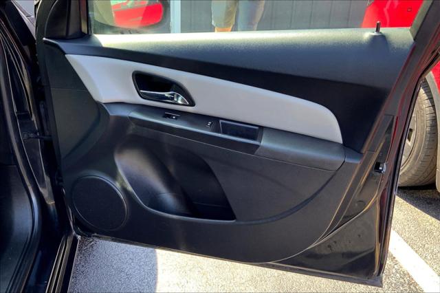 2016 Chevrolet Cruze Limited LS Auto