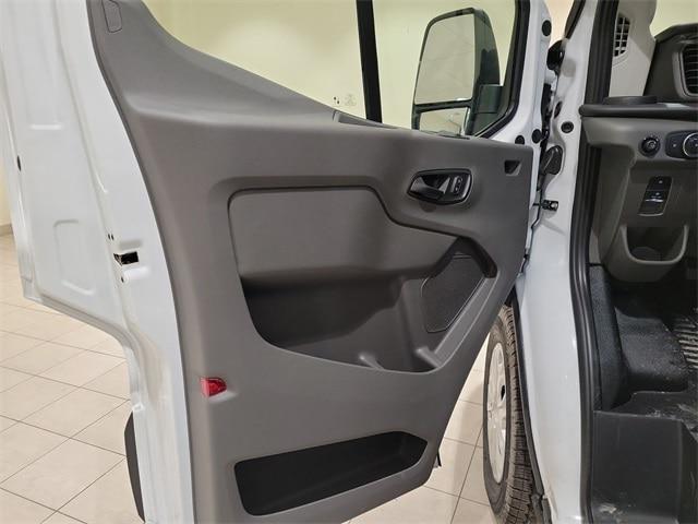 2022 Ford E-Transit-350 Cargo Van Base