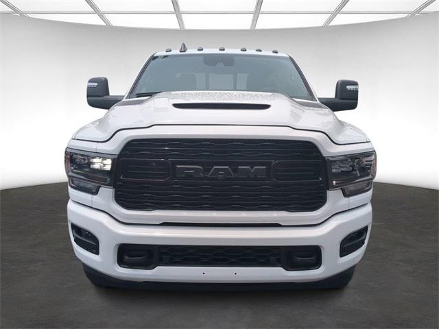 2024 RAM Ram 2500 RAM 2500 LIMITED CREW CAB 4X4 64 BOX