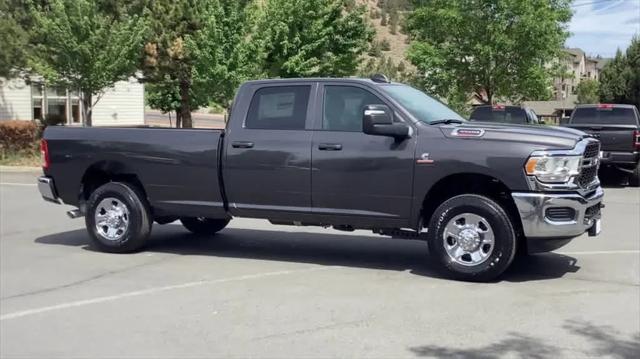 2024 RAM Ram 3500 RAM 3500 TRADESMAN CREW CAB 4X4 8 BOX